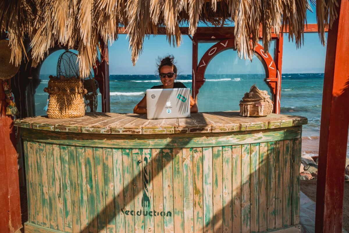 How to Become a Digital Nomad for Beginners