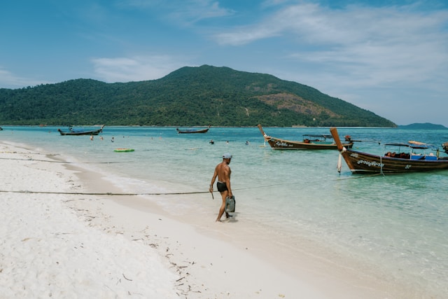 charming Koh Lipe islands in thailand
