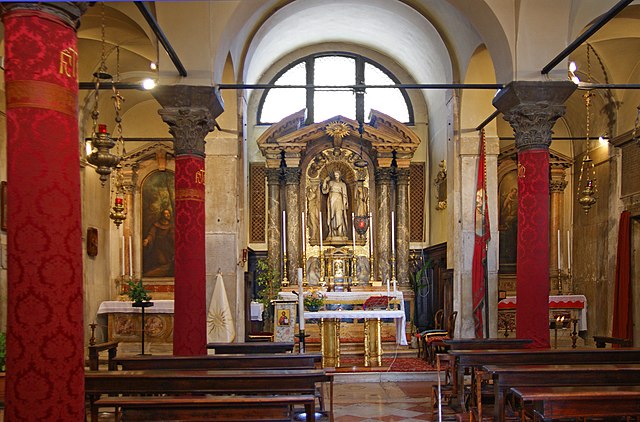 hidden gems in Venice San Giacomo di Rialto