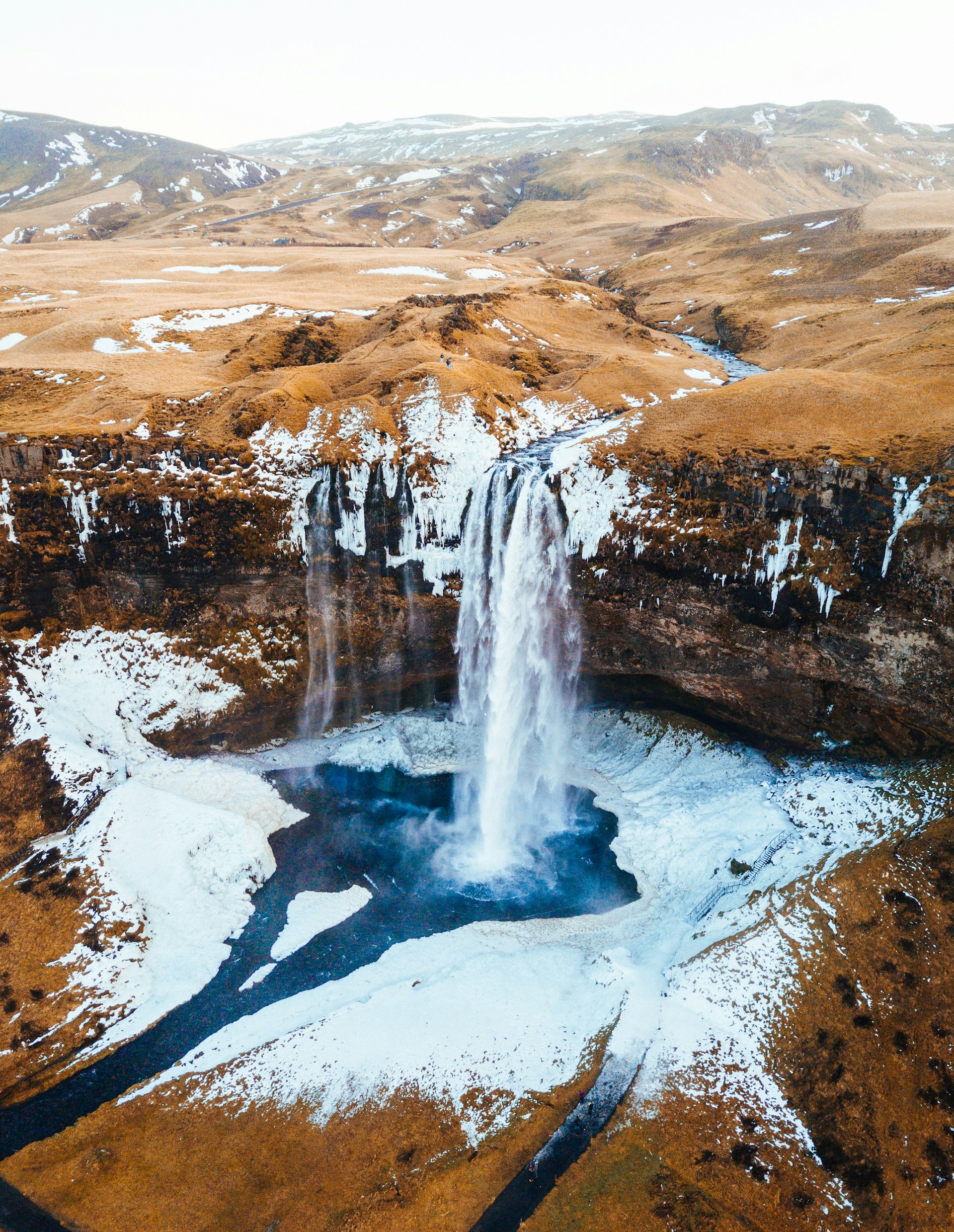 Which tour operators to travel Iceland