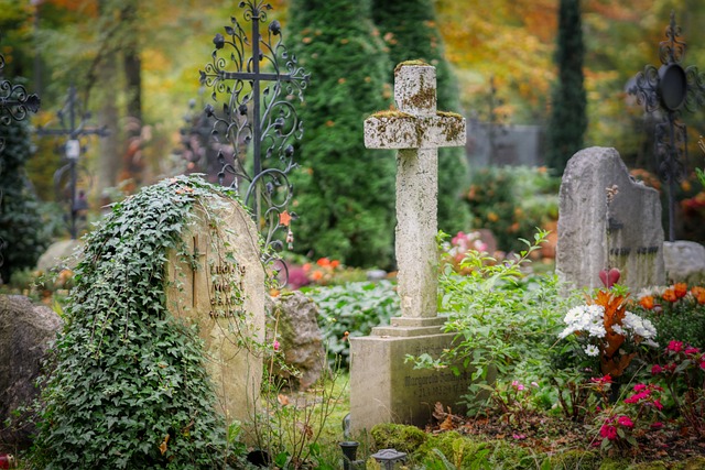 hidden gems in budapest kerepesi cemetery