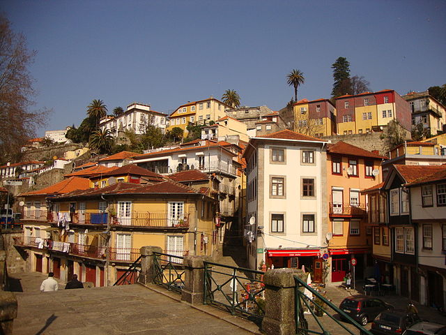 Miragaia neighborhood
