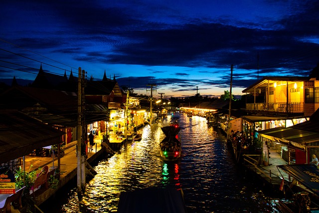 hidden gems in Thailand Amphawa